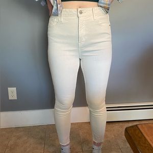 Old navy extra high rise rockstar super skinny jeans